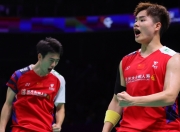 LOL决赛-中国队险胜法国队，辛杜关键制胜