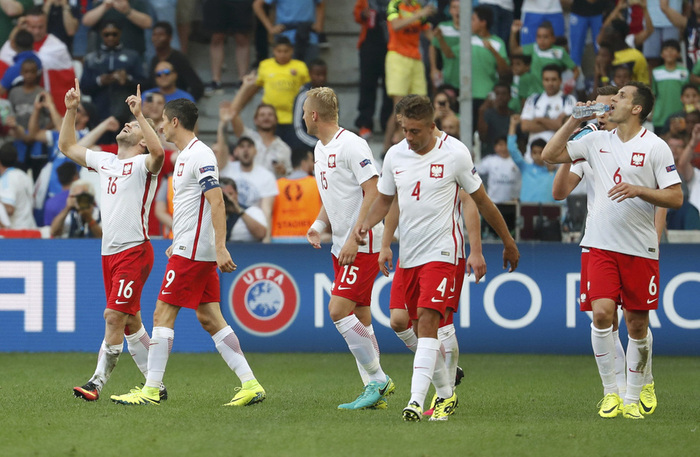 波兰队主场力克乌克兰队，取得三分