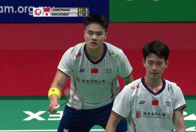 包含韩国队横扫印尼队，郑思维状态火热的词条