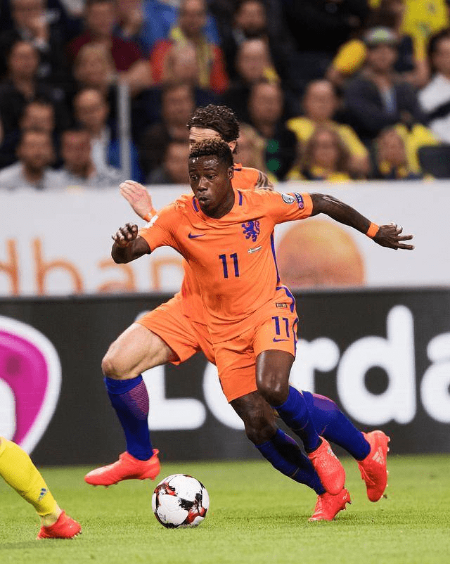 荷兰队小组赛表现抢眼，跻身欧国联四强