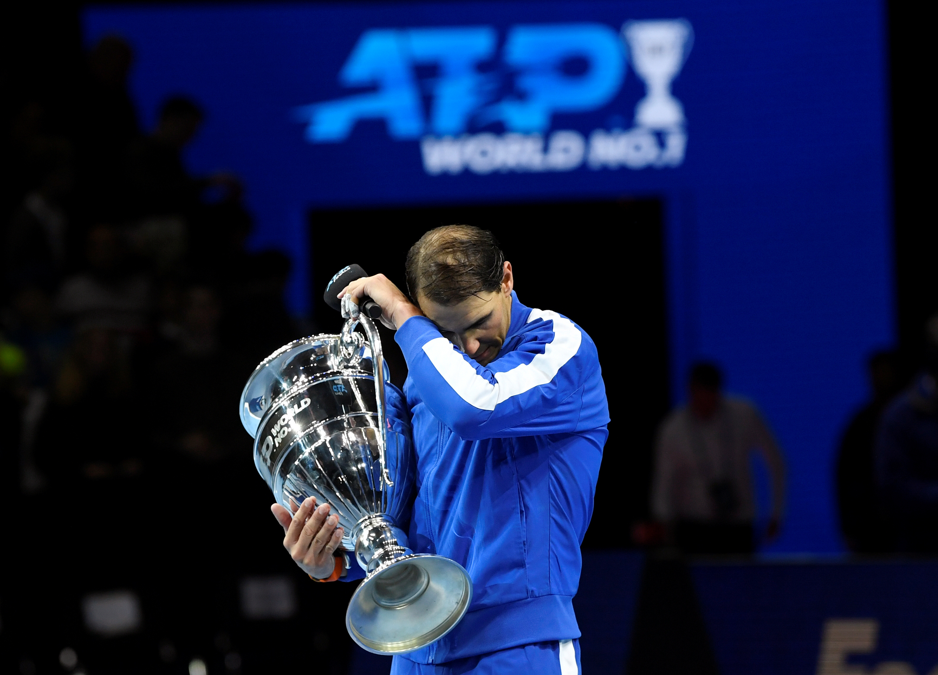 ATP总决赛险胜年终总决赛,纳达尔点燃赛场 ATP总决赛险胜年终总决赛,纳达尔点燃赛场