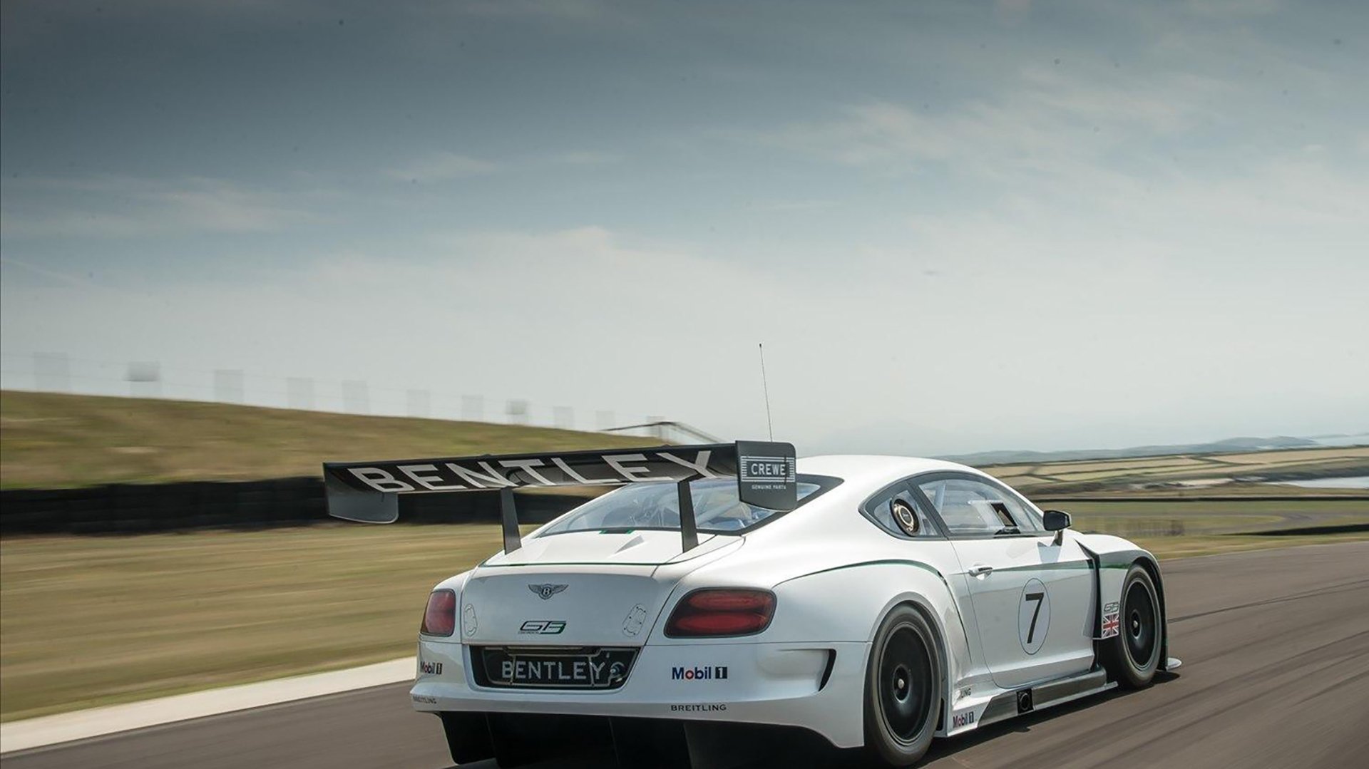 暗夜棋盘上的唯一执棋者,乔治如何以一场决赛定义「掌控」